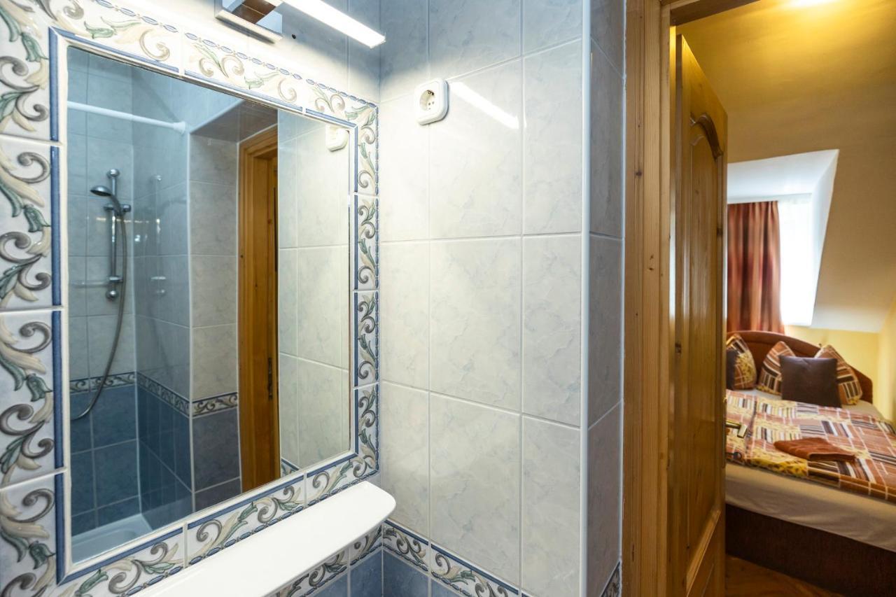 Cecey Vendeghaz Bed & Breakfast Eger Exterior photo