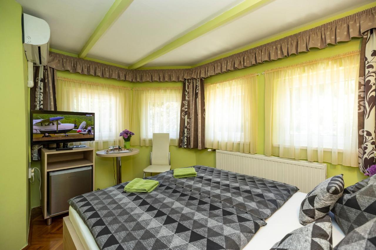 Cecey Vendeghaz Bed & Breakfast Eger Exterior photo